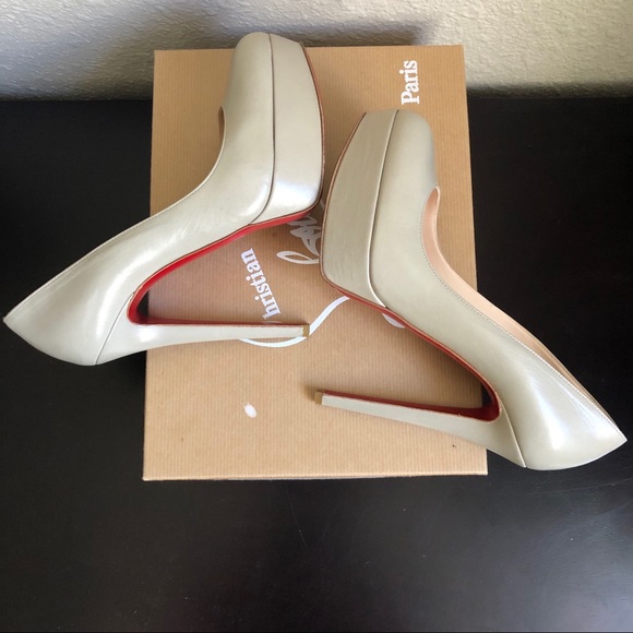 Christian Louboutin Pre-Loved Bianca 140 platform pumps for  Christian Louboutin Bianca 140 Classic Almond-toe Platform Pumps Beige 37.5